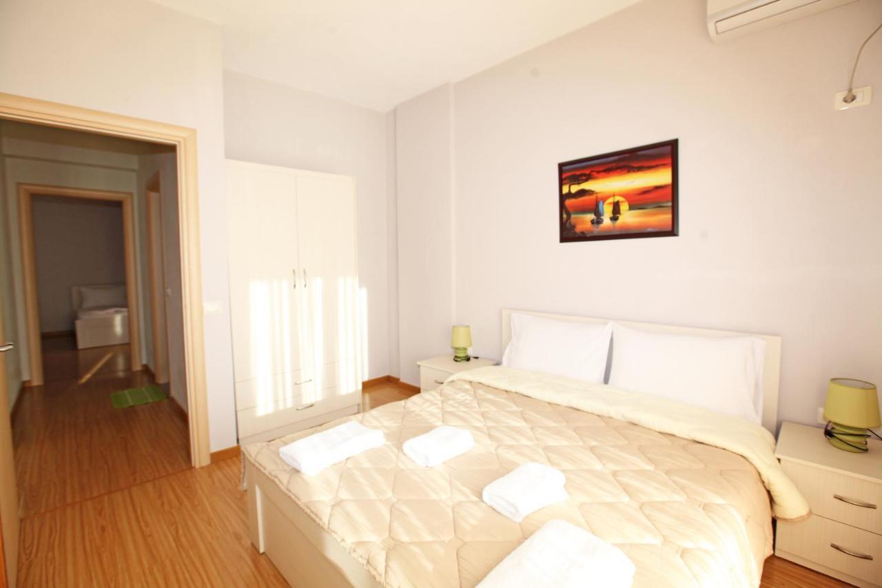 Teo Apartaments Sarande Ngoại thất bức ảnh