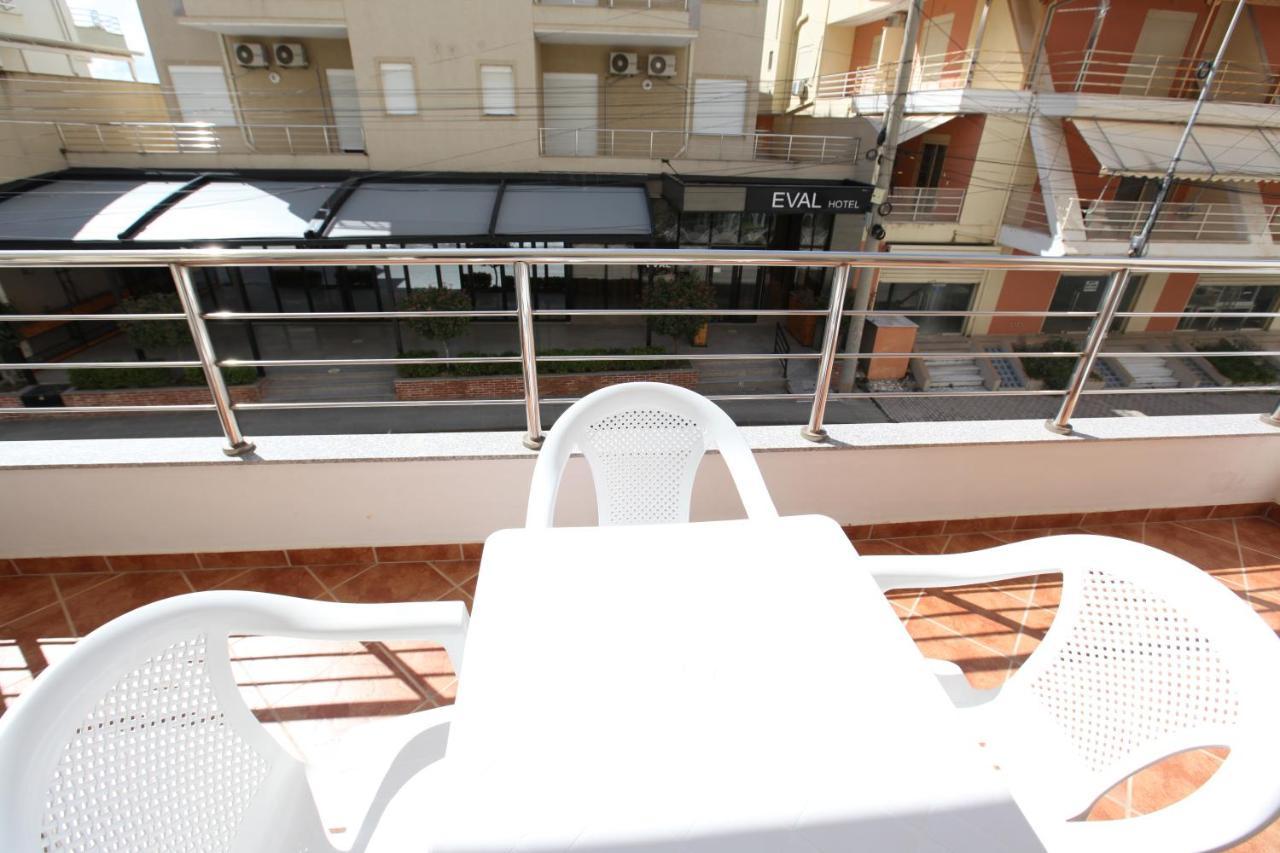 Teo Apartaments Sarande Ngoại thất bức ảnh