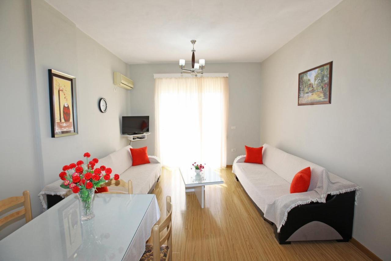 Teo Apartaments Sarande Ngoại thất bức ảnh