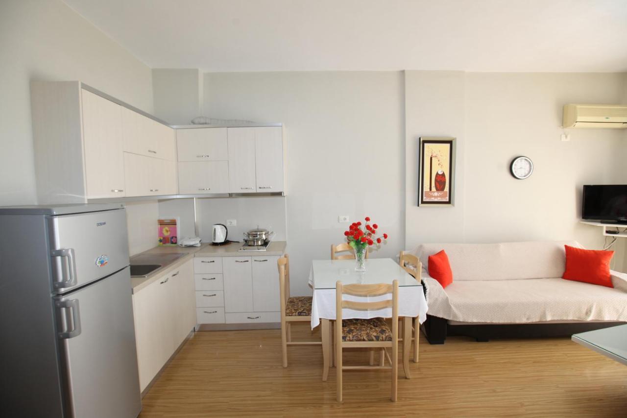 Teo Apartaments Sarande Ngoại thất bức ảnh