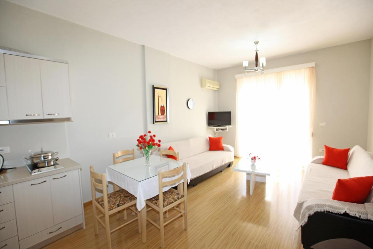 Teo Apartaments Sarande Ngoại thất bức ảnh