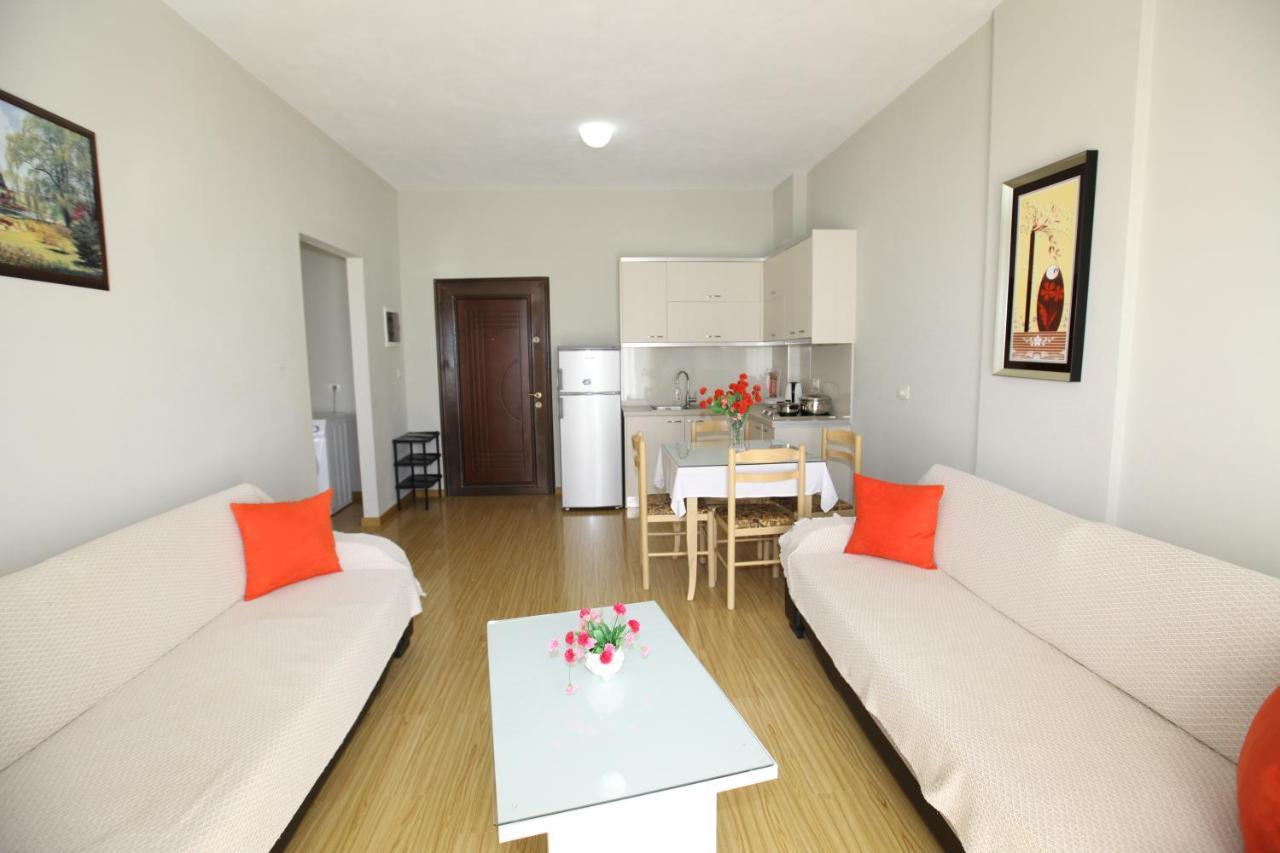 Teo Apartaments Sarande Ngoại thất bức ảnh